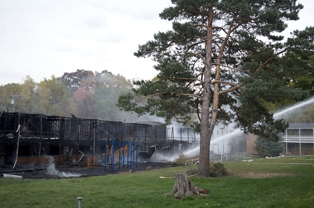 Ann Arbor and Pittsfield firefighters work to put out an early morning fire at an empty apartment complex in the 1500 block of Pauline on Saturday. Melanie Maxwell I AnnArbor.com